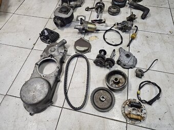 Díly motoru Suzuki LT 80 lt80 - 7