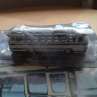 Prodám 5ks kovových modelů autobusů 1:72 - 7