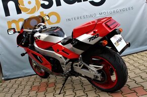 Kawasaki ZXR750 H1 - 7