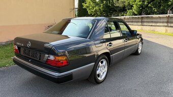 Prodám Mercedes w124 SPORT LINE - 7