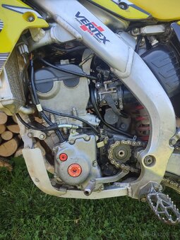 Suzuki rmz 250 - 7