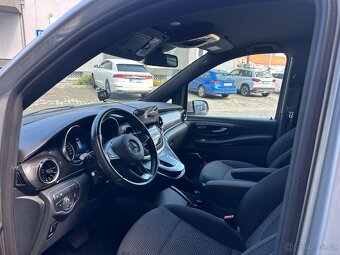 Mercedes-Benz V300D 7/2023 - 7