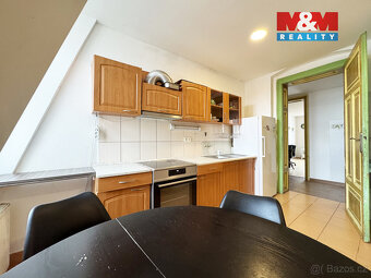 Prodej bytu 4+1, 104 m², Karlovy Vary, ul. Varšavská - 7