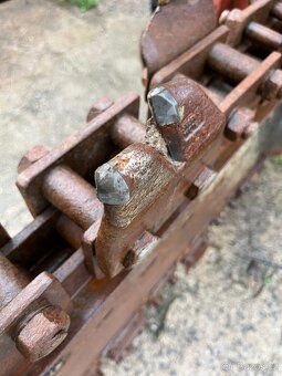 Rýhovač Ditch Witch RT80 QUAD - 7