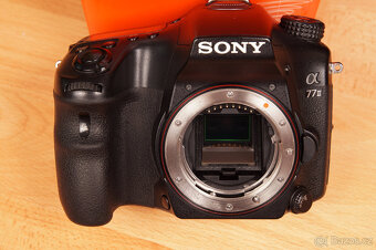 prodám SONY Alpha A77 Mk2 + SONY DT 1650 mm F2,8 SSM - 7
