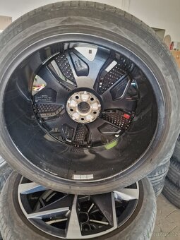 Originál kola Škoda Enyaq 255/40/R21 - 7