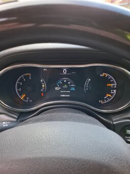 Jeep Grand Cherokee Sumit - 7