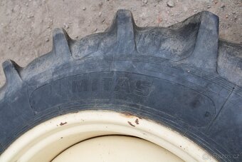 Zetor crystal zadní kola ráfky disky 18,4-34 12 pláten - 7