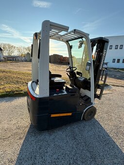 VZV Vysokozdvižný elektrický vozík Uniccarriers - Nissan 16 - 7