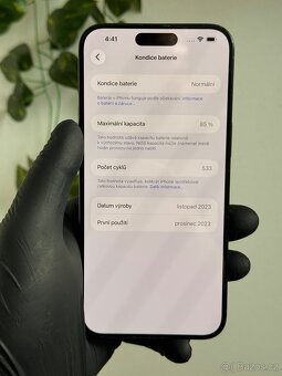 iPhone 15 Pro Max 256GB modrý - 7