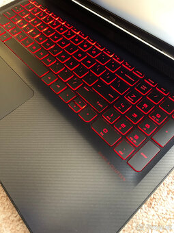 KRÁSNÝ HERNÍ NOTEBOOK - HP OMEN 15 - i7/GTX SKVĚLÝ STAV - 7