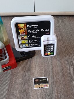 Burger shop KLEIN - 7