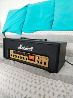 Prodám MARSHALL CODE 100 H plus Marshall Footswitch Code - 7