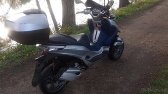 Piaggio MP3 Yourban 300 - 7