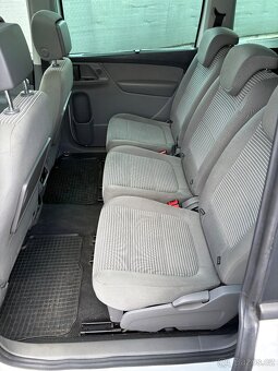 Seat Alhambra 2.0 TDI,7 míst ,Kamera ,klima - 7