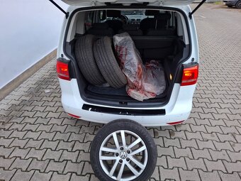 Prodám Volkswagen Touran 1,6 TDI - 7