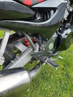 Kawasaki ZR 750 S - 7
