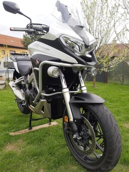 Honda VFR 800X Crossrunner - 7