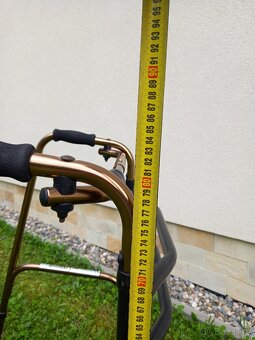 Chodítko krokovací - skládací - 7