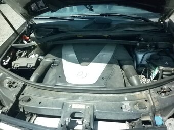 gl x164 Mercedes-benz na náhradní díly / gl 164 - 7