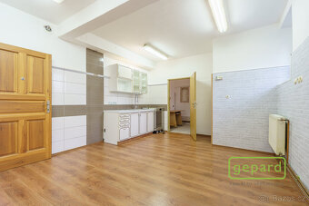 Prodej nemovitosti 120 m², Rohová 548/1, Karlovy Vary - 7