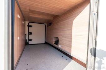 Autokaravan 2022 Bürstner IXEO 726G – Plne vybavený 🚐✨ - 7