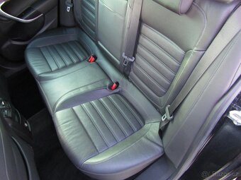 Opel Insignia 2.0CDTi , 118 kW nafta, 2010 - 7