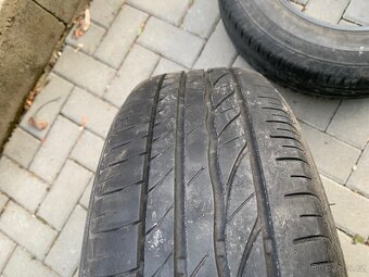 Prodám letní pneu 195/65 R15 - 7