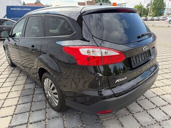 Ford Focus kombi 1,6Tdci 70 kW r.v.2013 1.majitel - 7