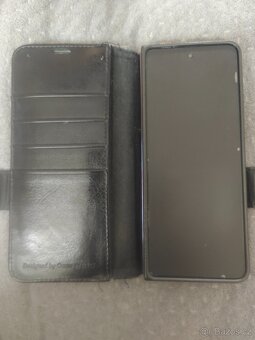 Samsung Galaxy Z-Fold 4 - 7