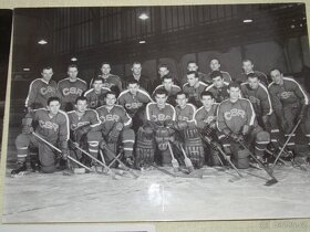 SBÍRKOVÉ POHLEDNICE HOKEJOVÝCH REPRE 1959 - 7