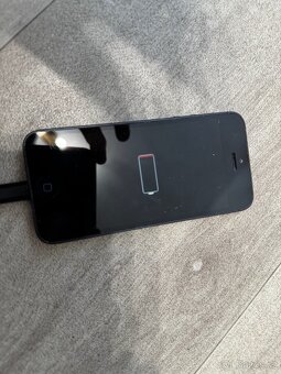 Konvolut iPhone různé modely - 7