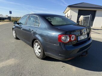 VW Jetta 2.0tdi 100kW •Najeto 261TKM•PůvodČR• - 7