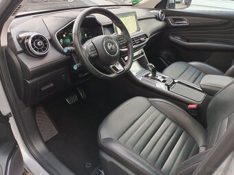 MG EHS PHEV Luxury 1.5 190kW AUT. 78tkm Panorama Virtual - 7