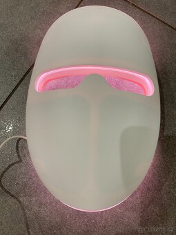 BrainLight Antiage Mask, ošetřující LED maska na obličej - 7