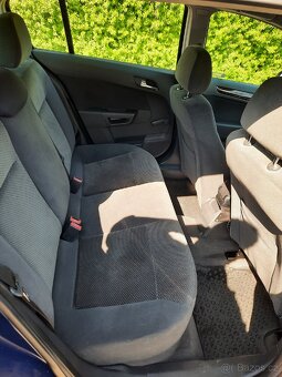 Opel Astra H - 7