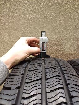 ZIMNÍ pneu Barum 215/65/r16C 4ks - 7