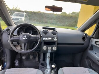 MITSUBISHI COLT 1,3i16V,70 KW,5-TI DVEŘOVÝ,M.2006 - 7