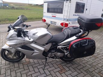 PRODÁM vfr 800 vitec - 7