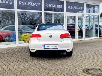 Volkswagen Eos, 1,4i  90kW manual top interiér - 7