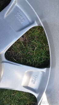 Prodám ALU kola Avus Audi 5x112 8jx18 - 7