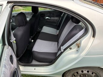 Renault Megane 1.6 16v - 7