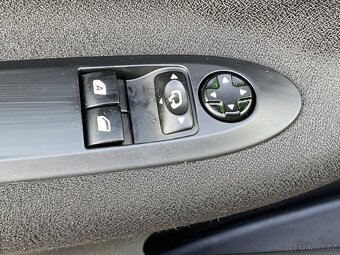 Citroën DS3 1.6 VTi , 88 kW benzín, 2010 - 7