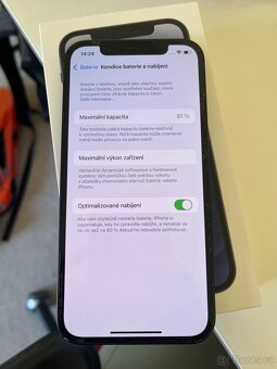 Apple iPhone 12 64GB, záruka - 7