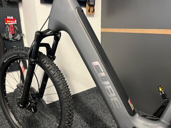 Cube Reaction Hybrid RACE 750 2024 NOVÉ - 7
