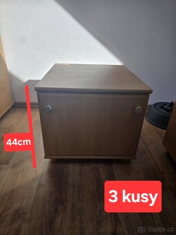 NÁBYTKOVÁ SESTAVA - 7