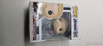 7 Funko Pop Marvel Avengers + spiderman + deadpool - 7