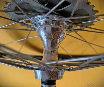 zapletená kola Campagnolo Omega Strada , náboje Campagnolo - 7