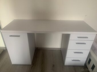 Bílý psací stůl - 7