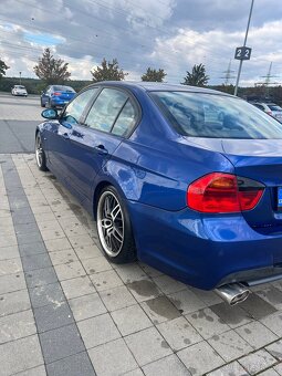 BMW E90 318d doplňky od ac schnitzer - 7